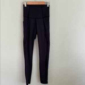 Wilo Women’s High-Waisted Black Leggings with pockets size XS